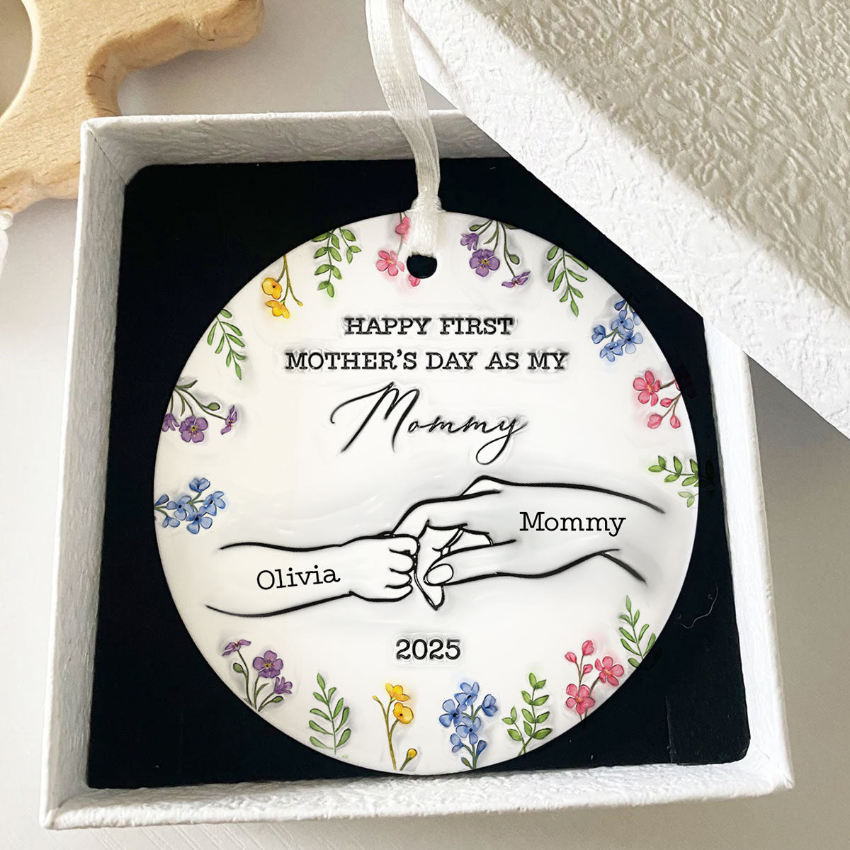 3D Inflated Effect Happy First Mother's Day Hand Outline Personalized Circle Ceramic Ornament