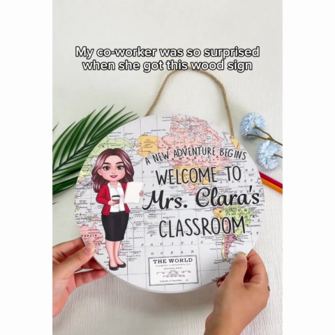 World Map Adventure Themed Welcome To Classroom Personalized Round Door Hanger, Back To School, Classroom Decor