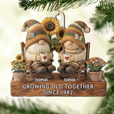 3D Effect Vintage Gnome Couple Grow Old Together - Personalized Wooden Ornament