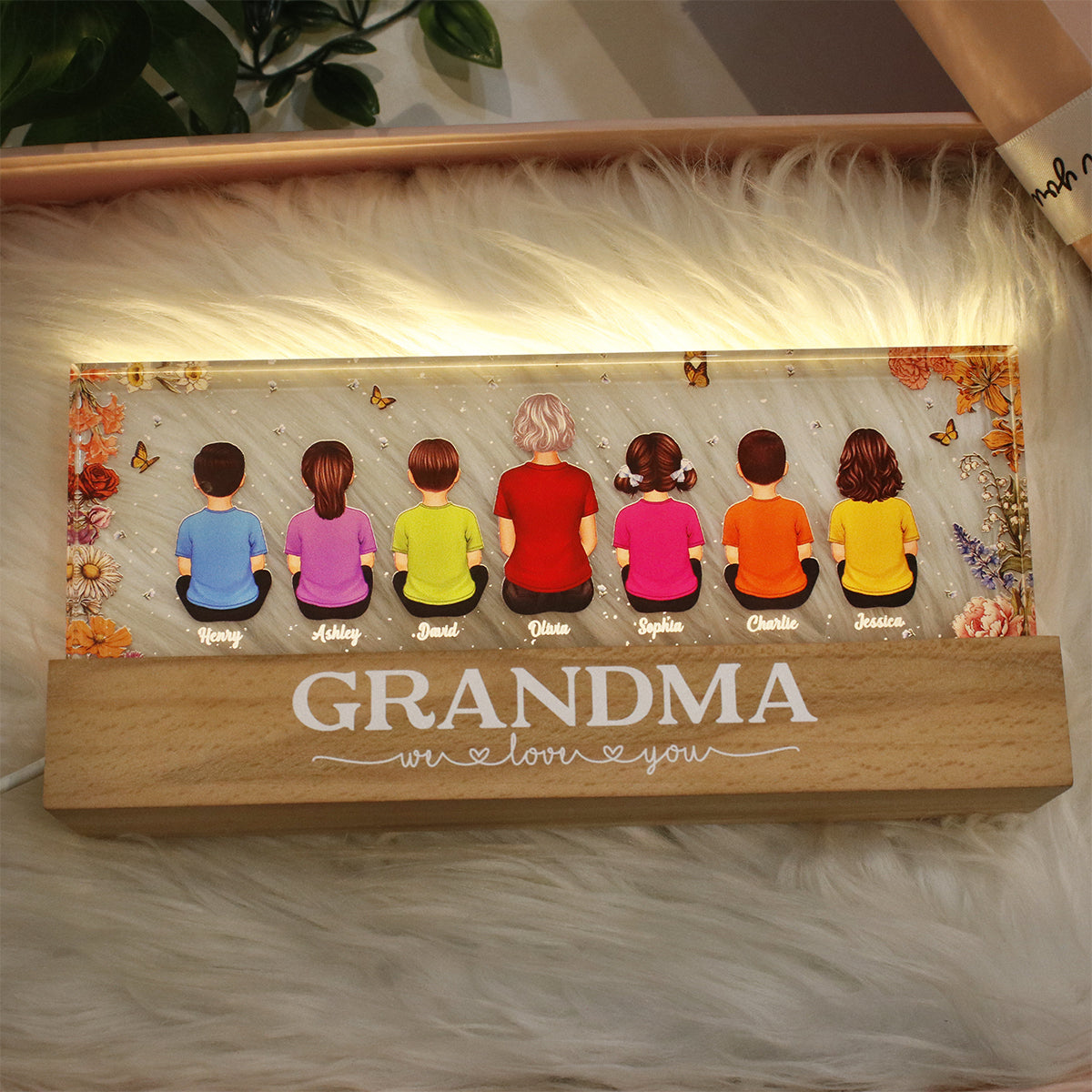 We Love You Personalized LED Night Light, Gift For Grandma Mom