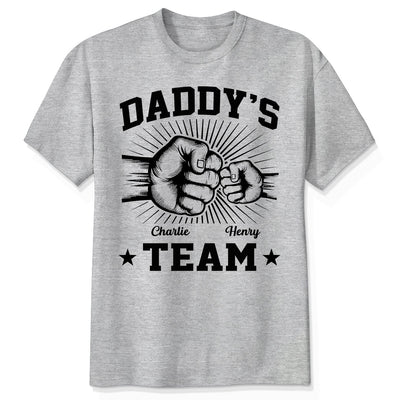 Daddy‘s Team Fist Bump Gift For Dad Personalized Shirt