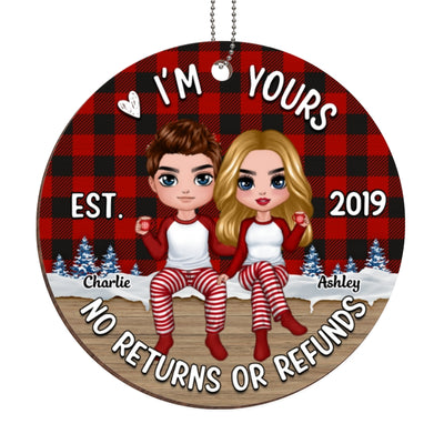 Checkered Pattern Couple Sitting On Snow Personalized Wooden Ornament