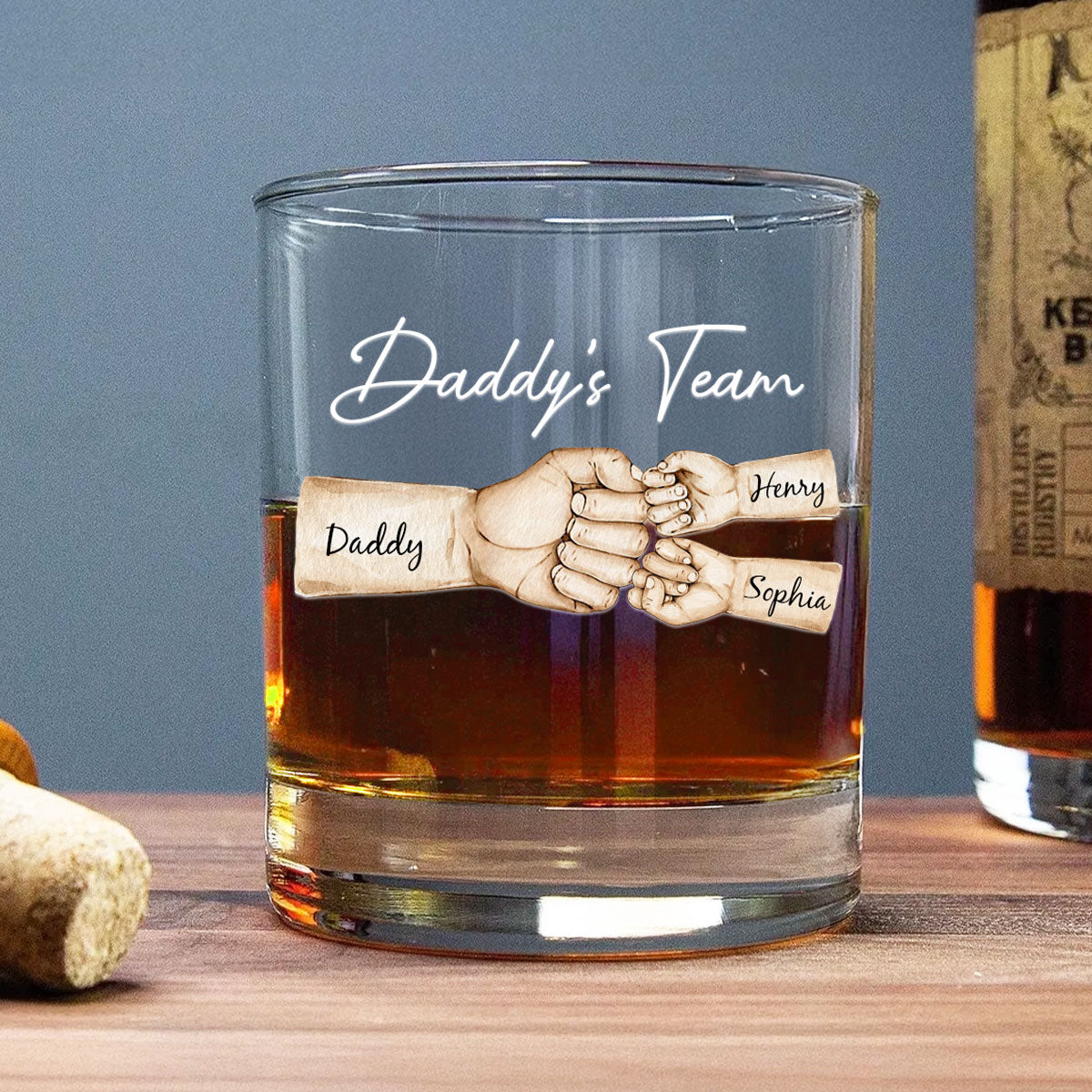 Daddy's Team Fist Bump Personalized Wine Glass, Father's Day Gift For Dad, Gift for Husband, Gift for Grandpa