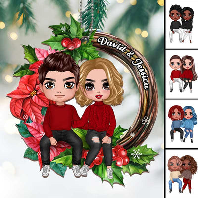 Couple Sitting On Christmas Wreath Personalized Wooden Ornament