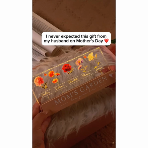 Mom's Garden 3D Effect Birth Month Flower Personalized Acrylic Block LED Night Light, Heartfelt 2025 Gift For Mom, Grandma