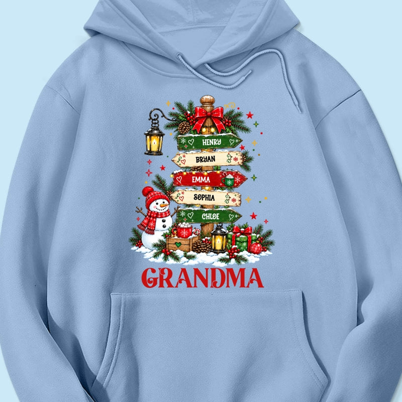 Heartwarming Christmas Signposts Custom Grandma Grandkids Names - Personalized Shirt - Christmas Gift For Grandma