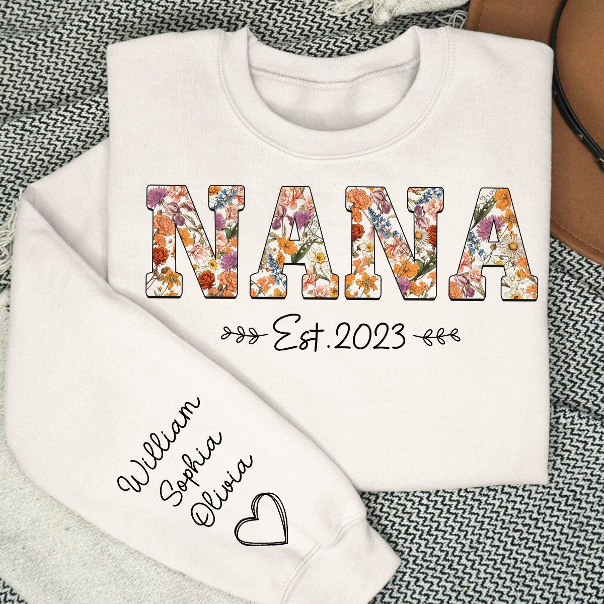 Vintage Flowers Grandma Est With Grandkids Names Personalized Sleeve Printed Shirt