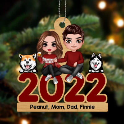 Family Sitting 2022 Dog Mom Dad Christmas Personalized Wooden Ornament