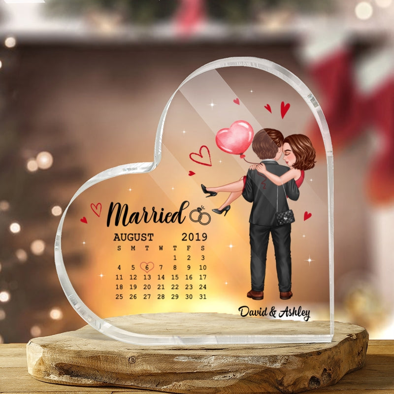 Embracing Hugging Doll Couple Calendar Personalized Heart Acrylic Plaque - Gift For Him Gift For Her