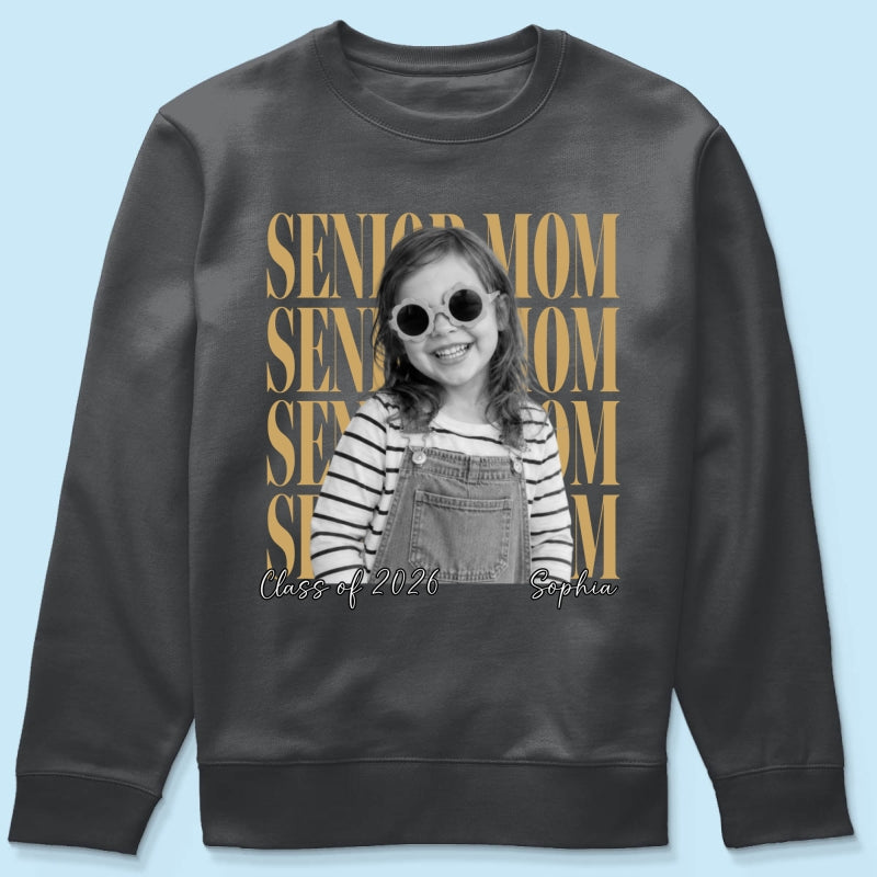 Senior Mom Dad Family Vintage Photo - Personalized Shirt - Class of 2027 Family Shirts