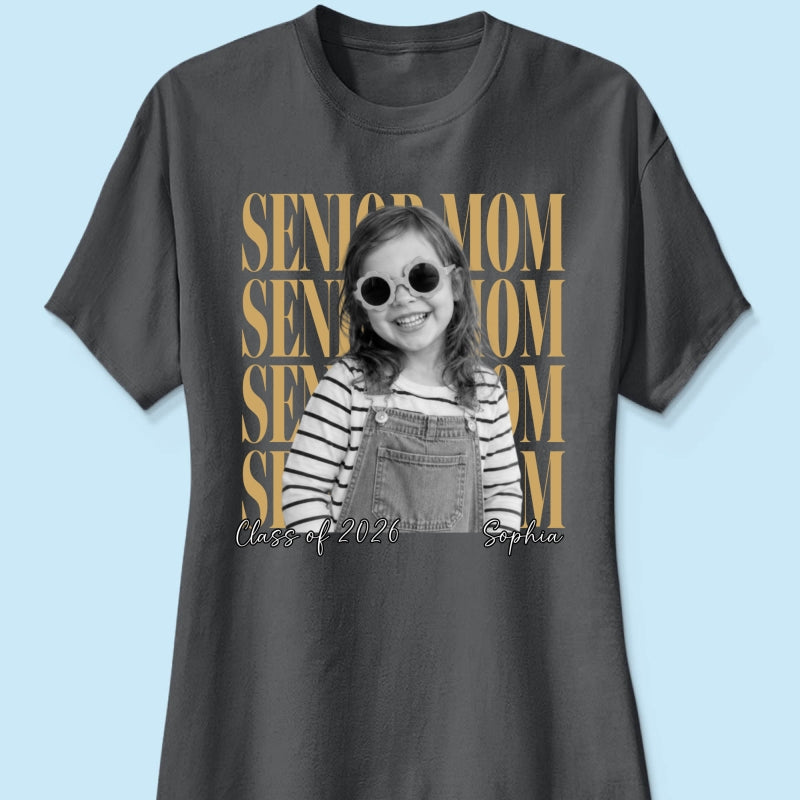 Senior Mom Dad Family Vintage Photo - Personalized Shirt - Class of 2027 Family Shirts