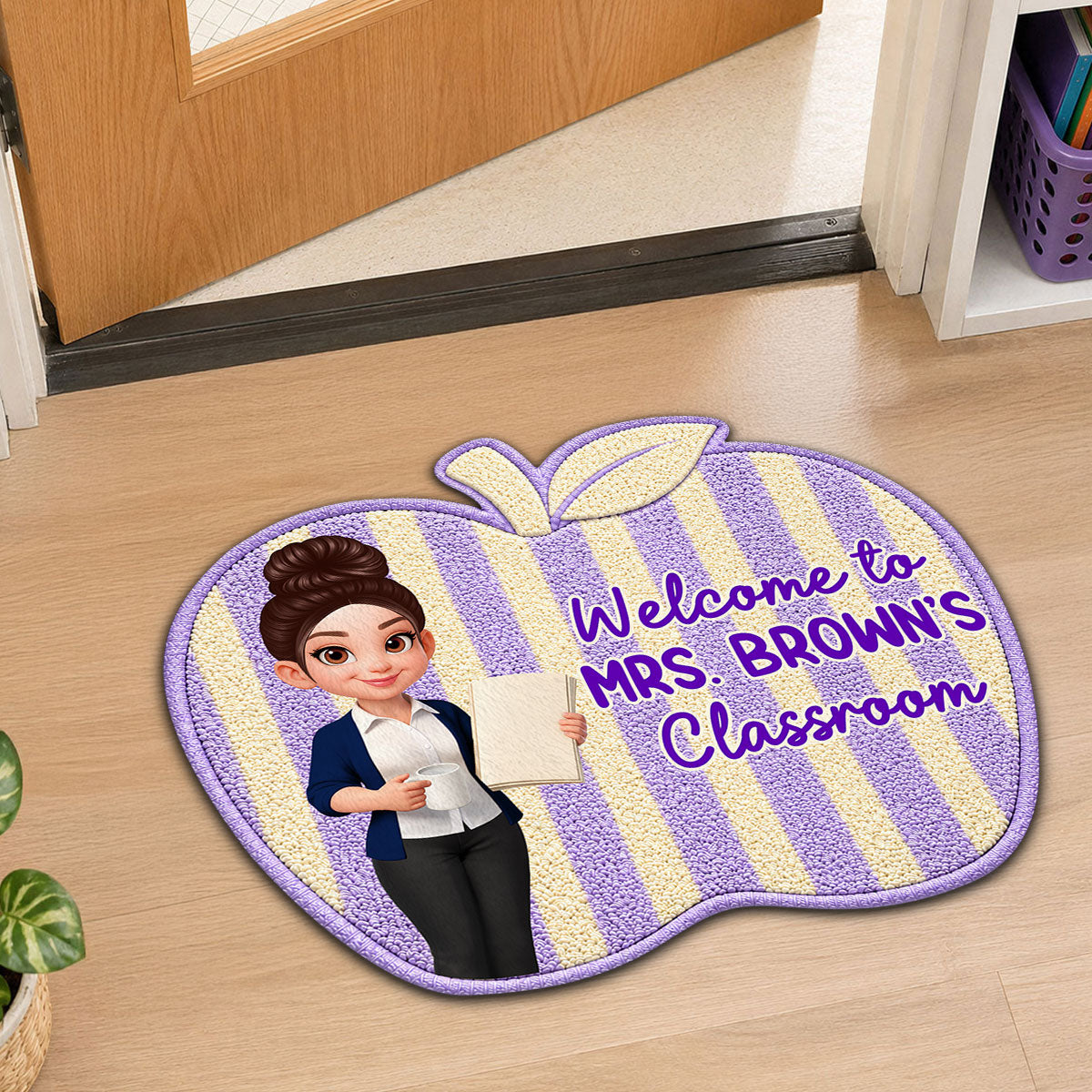 Trending Woman Style Teacher Apple Welcome To Classroom - Personalized Doormat - Back To School Gift For Teacher, Classroom Decor