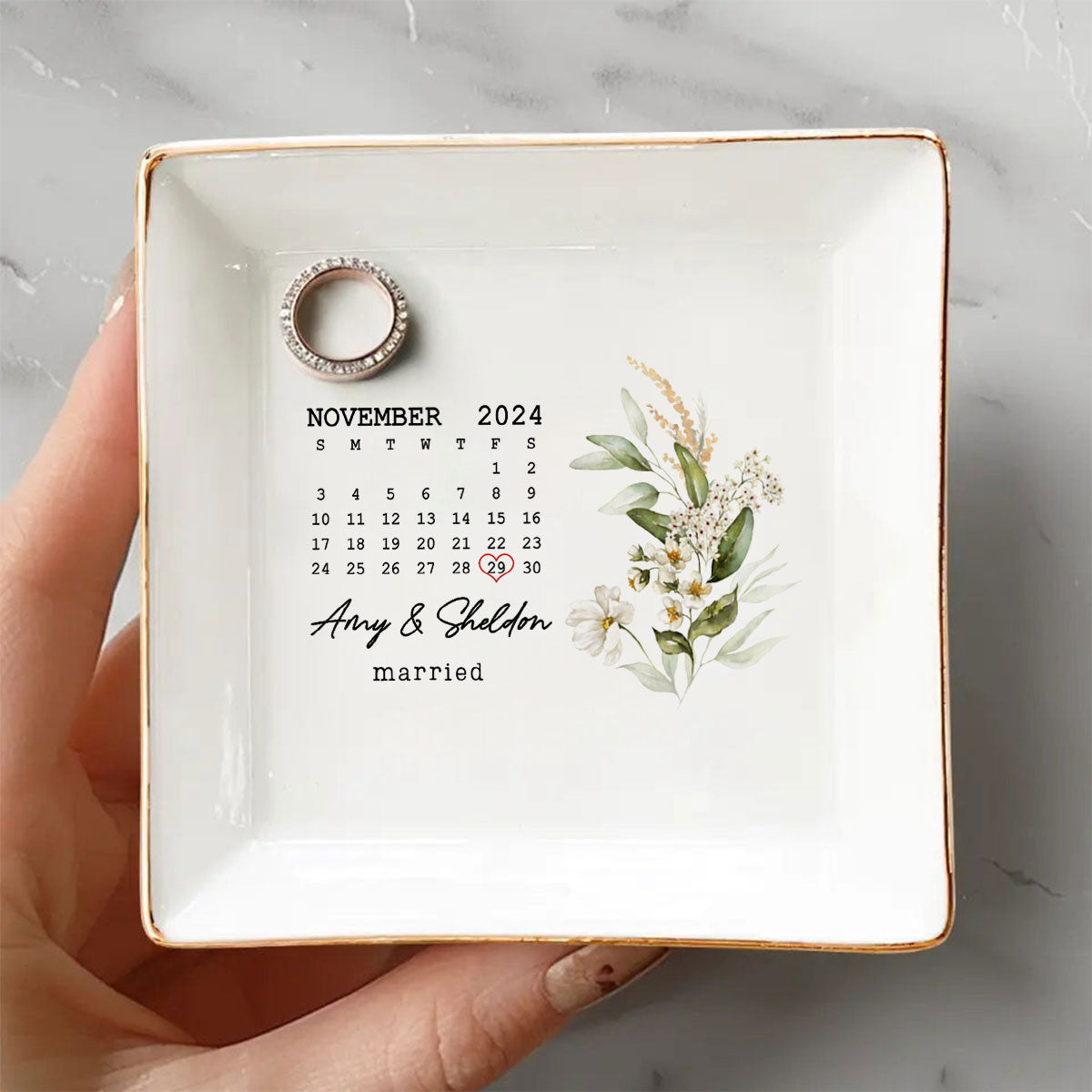 Married Couple Wedding Date Personalized Jewelry Dish, Engagement Wedding Newlywed Gift, Heartwarming Keepsake