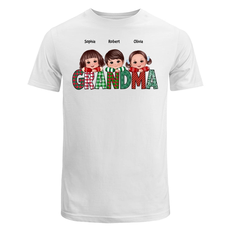Christmas Pattern Grandma Cute Grandkids Laying Head On Arms Personalized Shirt