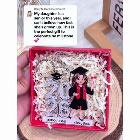 3D Shiny Effect Class Of 2026 2027 Senior - Personalized Acrylic Keychain - Gift For Graduates, Daughter, Son