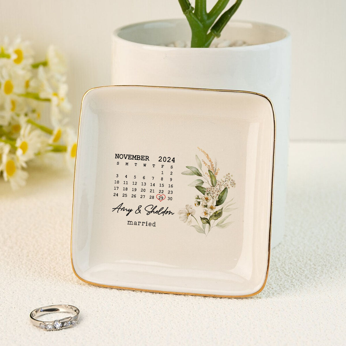 Married Couple Wedding Date Personalized Jewelry Dish, Engagement Wedding Newlywed Gift, Heartwarming Keepsake