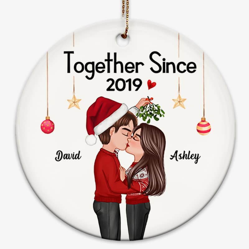 Doll Couple Kissing Under Mistletoe Christmas Personalized Circle Ornament