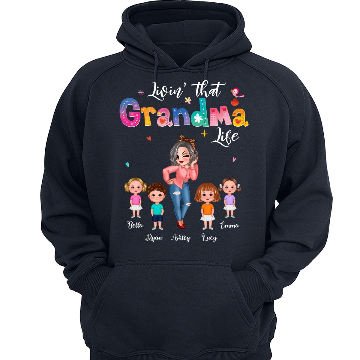 Livin‘ That Grandma Life Pretty Woman & Kids Gift For Grandma Personalized Dark Shirt