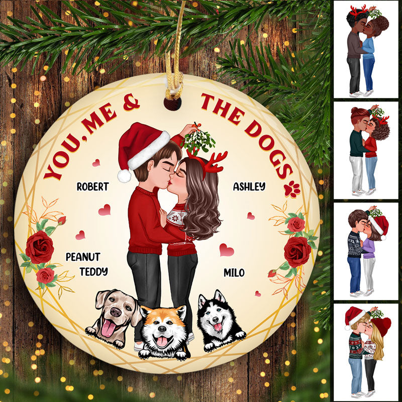 Rose Wreath Couple And Dogs Personalized Circle Ornament