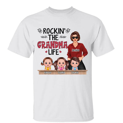 Rockin‘ Grandma Life Grandkids Chin On Hands Personalized Shirt