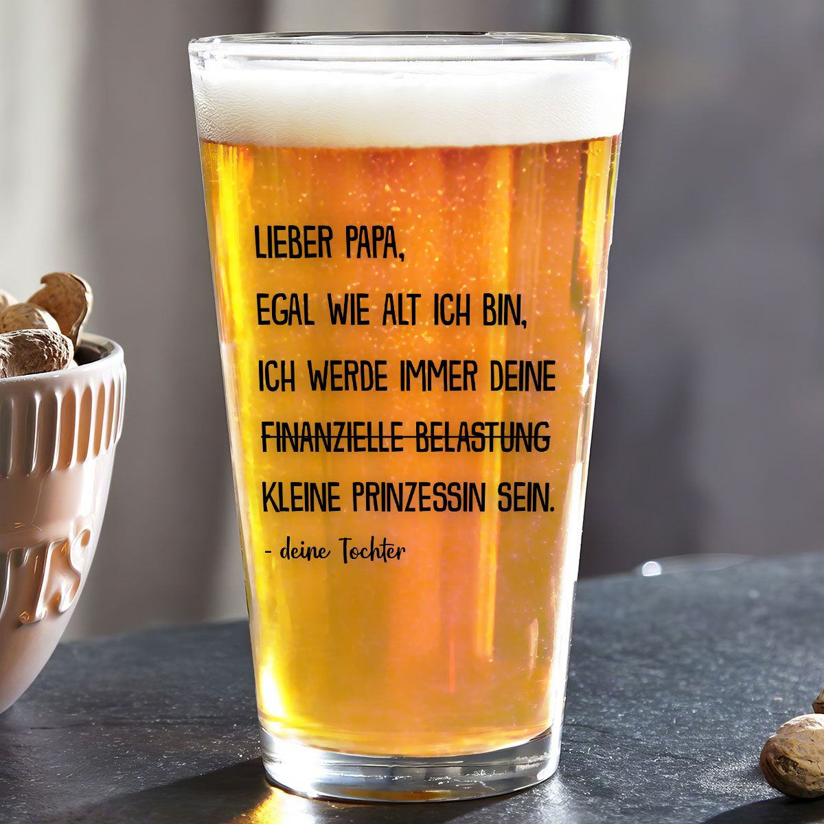 Immer deine finanzielle Belastung - Personalisiertes Bierglas - Lustiges Vatertag Geschenk für Papa von Tochter
