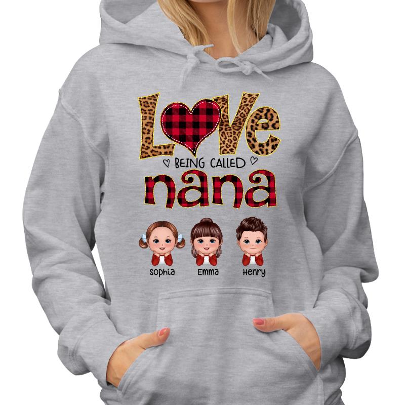 Love Being Called Grandma Grandkids Chin On Hands Personalized Shirt