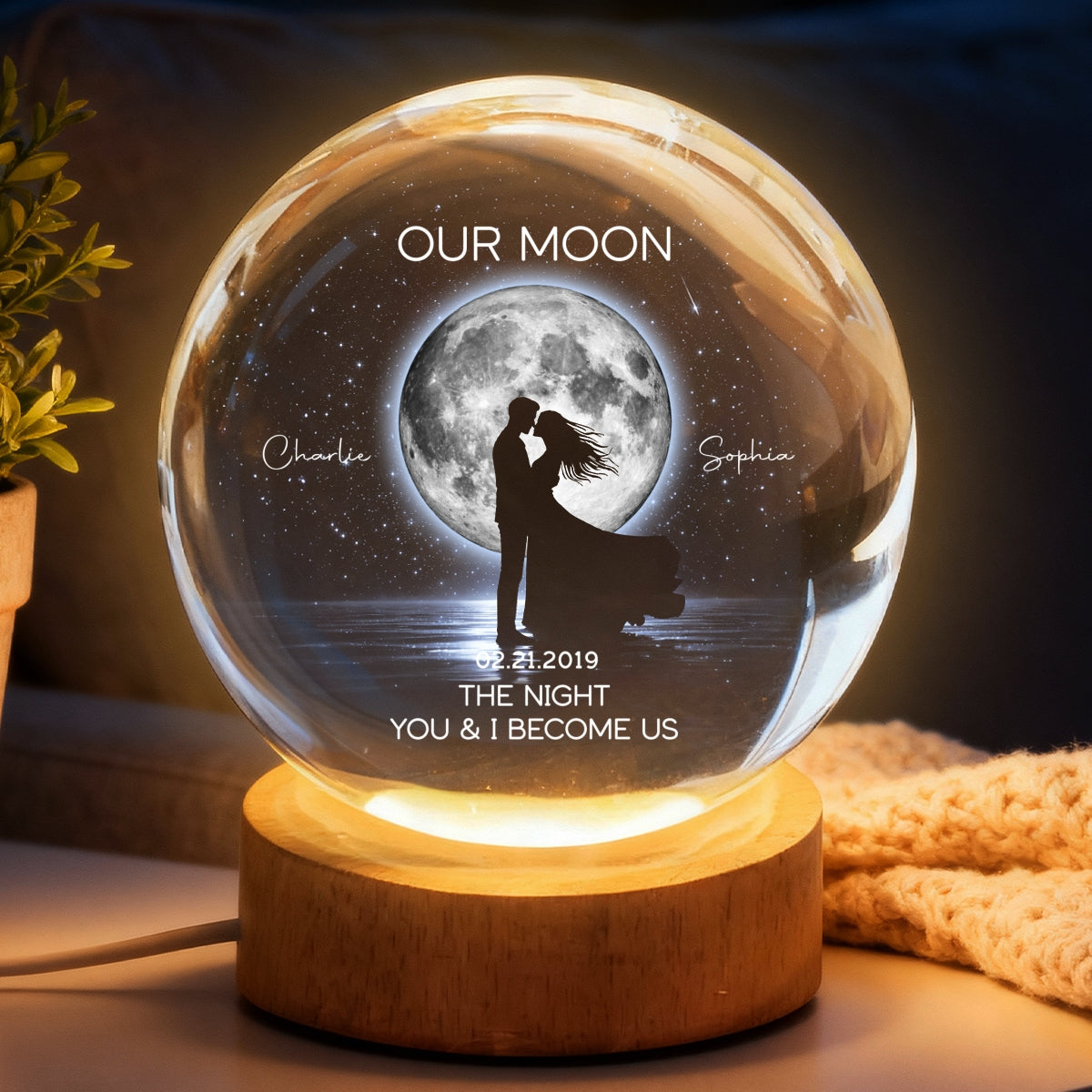 Couple Kissing Under the Moonlight, Custom Moon Phase by Date - Personalized Crystal Ball LED Night Light - Sentimental Valentine's Day Gift for Her, for Him