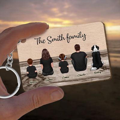 Family Sitting Back View Retro Vintage Beach Landscape Wooden Keychain, Father's Day Gift For Dad, For Grandpa
