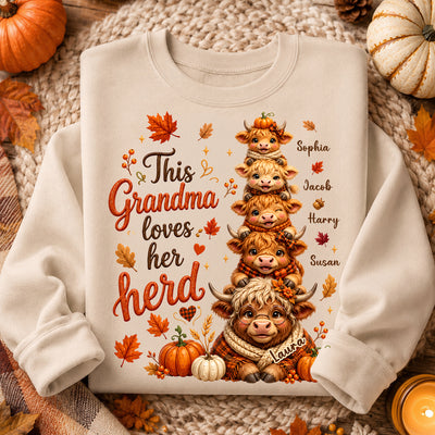 Grandma Grandkids Highland Cow Autumn - Personalized Shirt - Fall Season Gift, Gift For Grandma