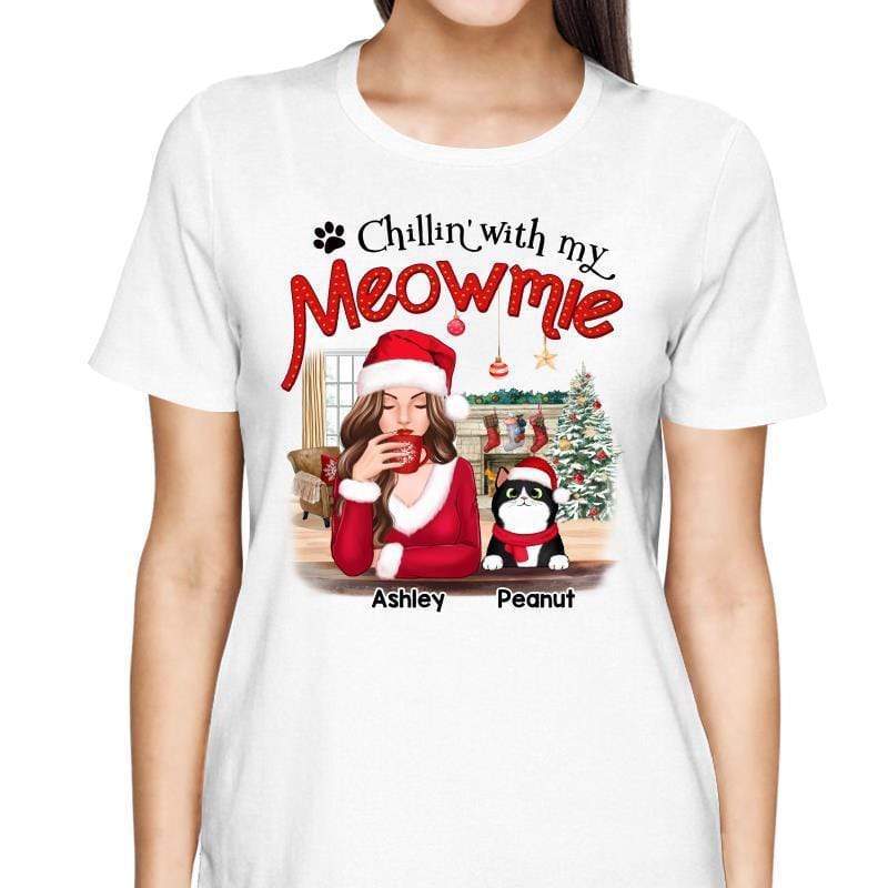 Chillin‘ With Meowmies Cat Mom Personalized Shirt